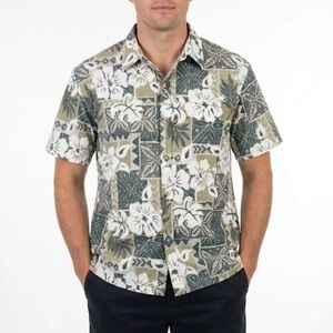Rainbow Hawaiian Men’s Made In Hawaii Tropical Aloha Shirt Large